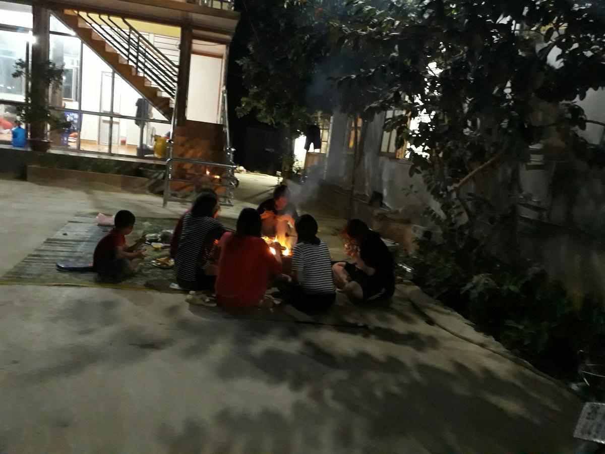 Datani Moc Chau Homestay Lang Mon Exteriör bild